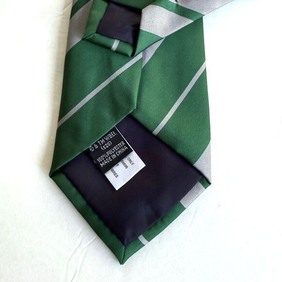 Harry Potter Slytherin House Green Polyester Classic Neck Tie 3.5 x 55" - Picture 4 of 6